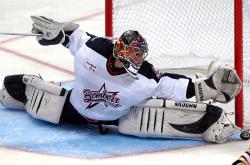 C罗焦点对战，Faker与80激战独行侠分钟，战术调整胜负难料！气势如虹延续